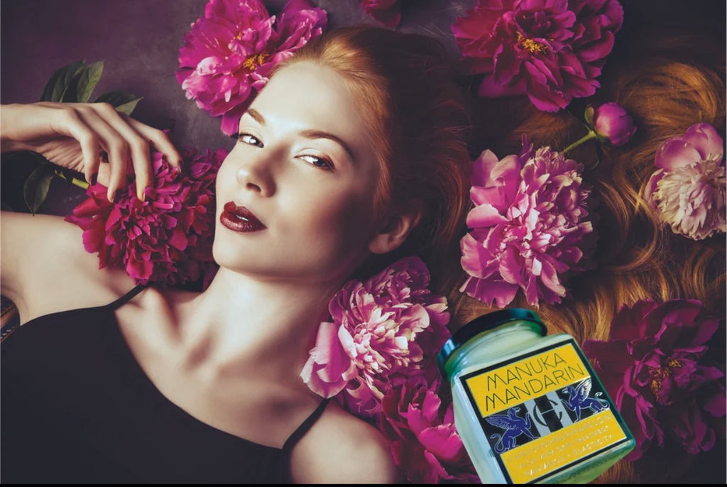 MANUKA + MANDARIJN. ANTIÂGE GEZICHTSHUIDBEHANDELING